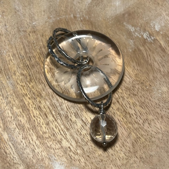 Silpada 925 Sterling Silver Etched Glass Crystal Round Donut Dangle Pendant - Picture 3 of 15